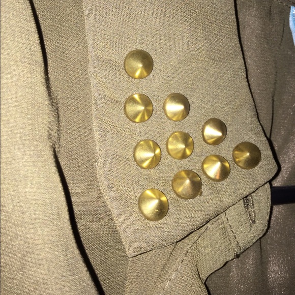 See through green shirt - Picture 2 of 3